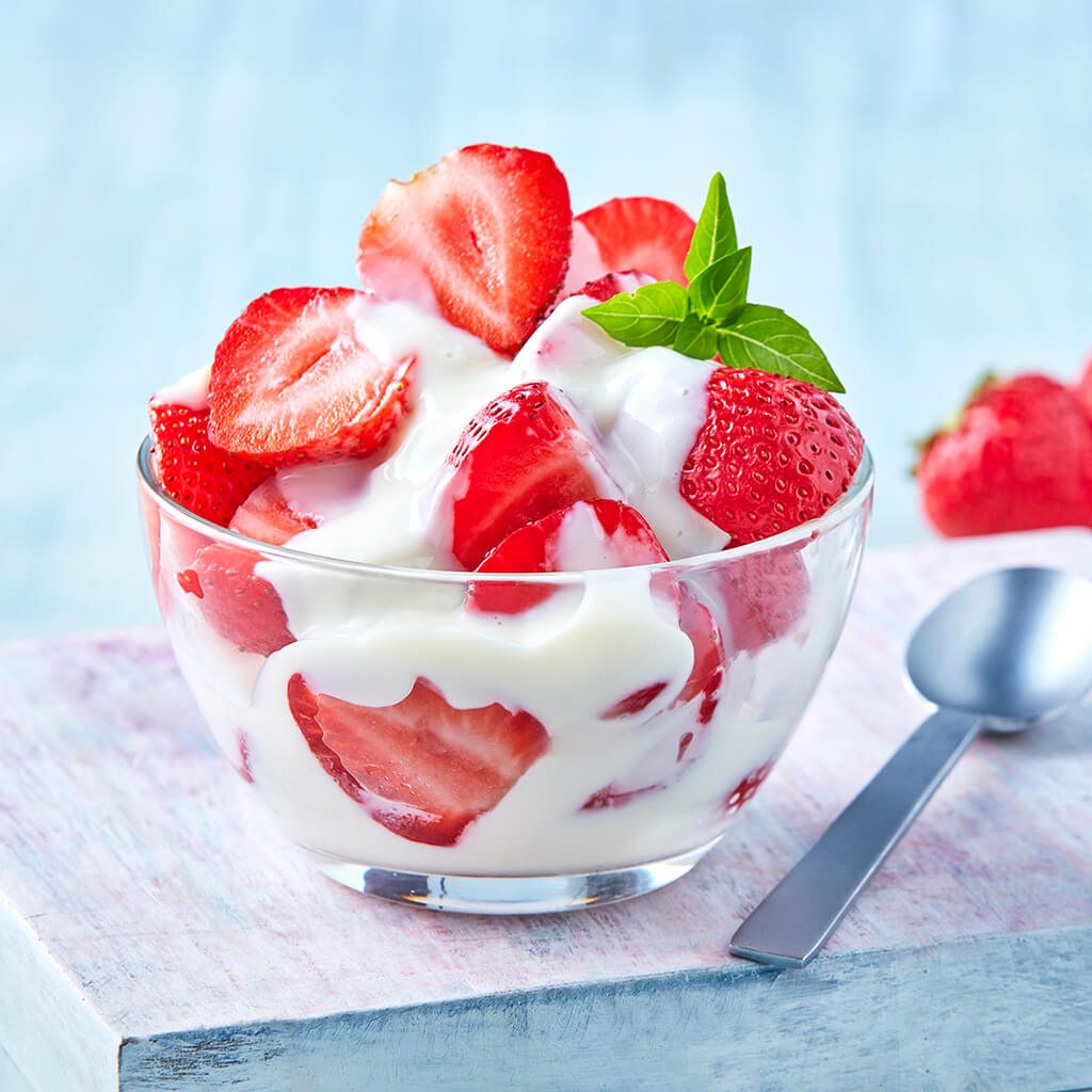 Agua Fresca de Fresas con Crema (Strawberries and Cream)
